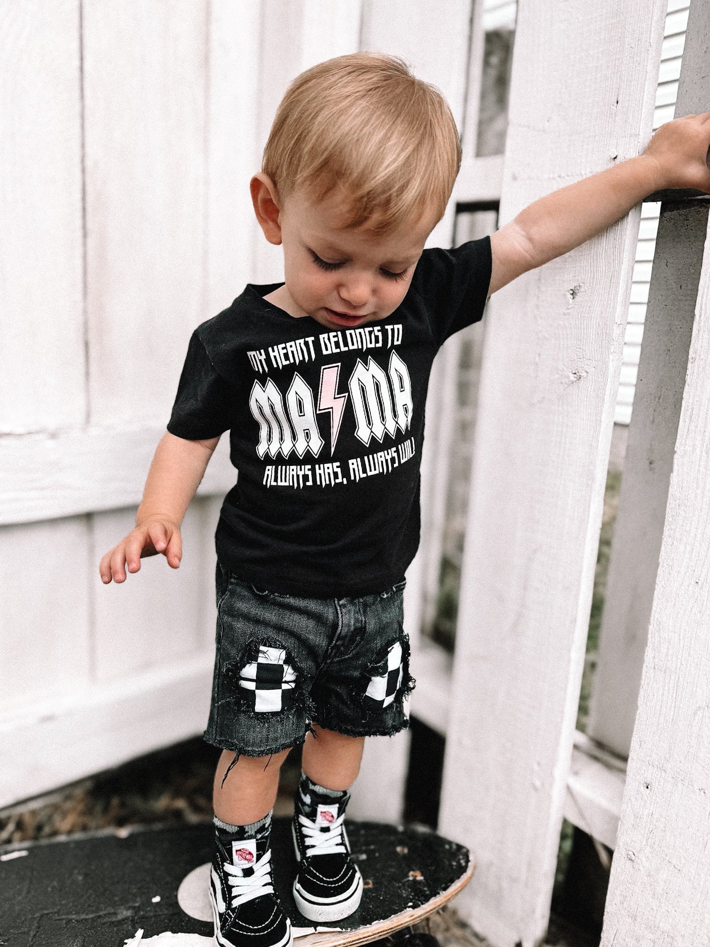 MY HEART BELONGS TO MAMA (Kid’s Tee)