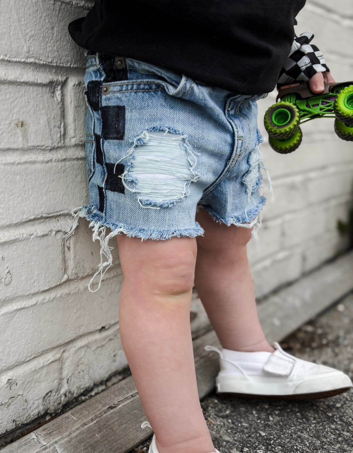 Check Me Out Shorts (Boys & Girls)
