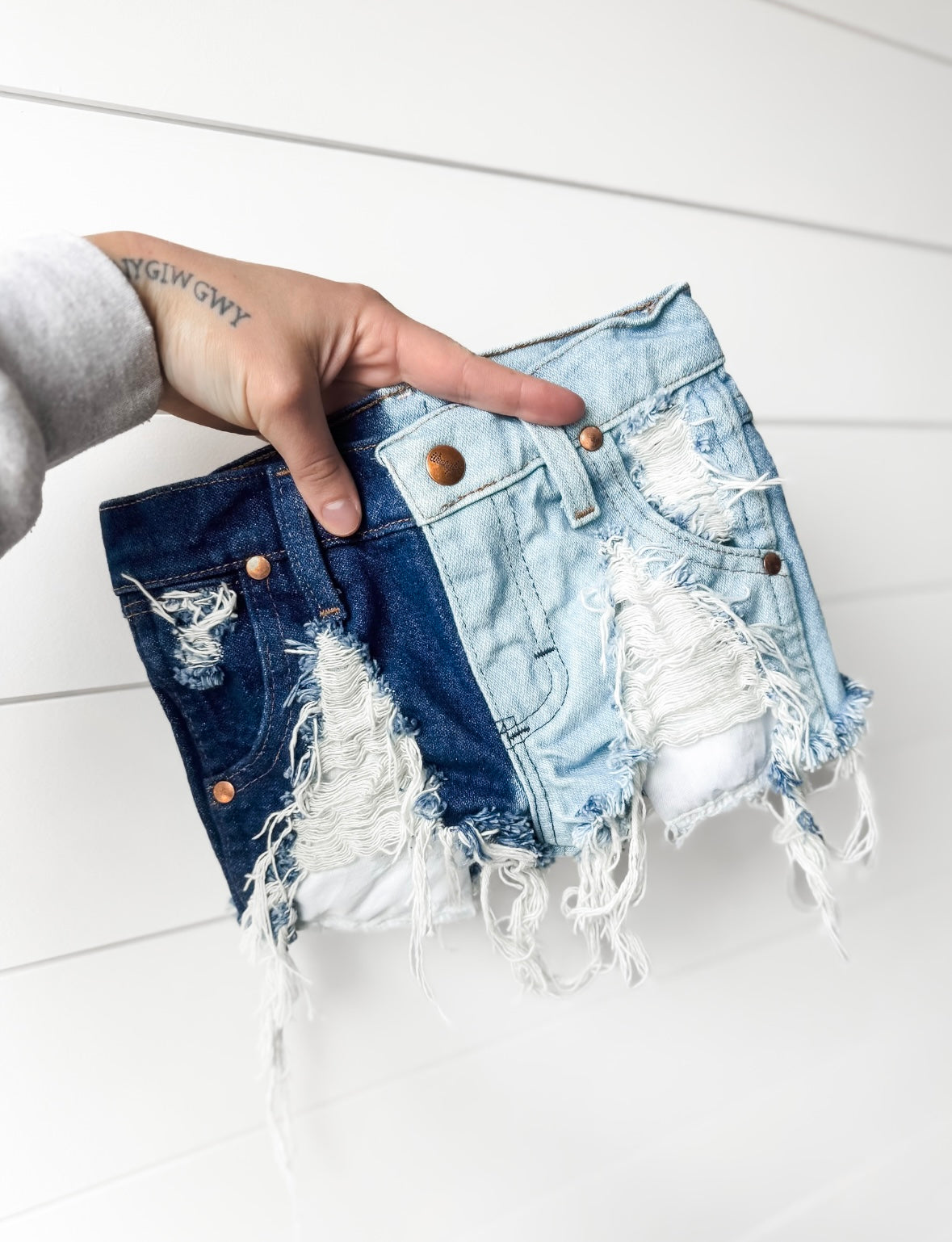 Cowboy Cut Half Bleach Wrangler Shorts (Boys & Girls)