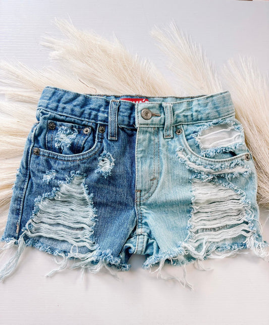 Size 6 Half Bleach Levi Girls Shorts