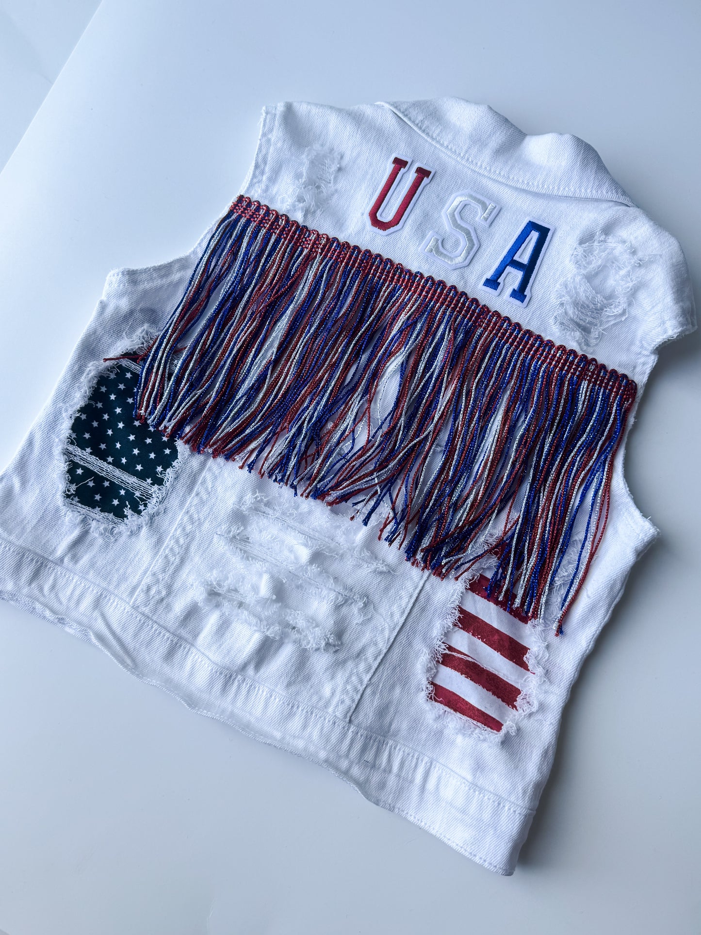 5/6T Girls Boujee USA White Vest