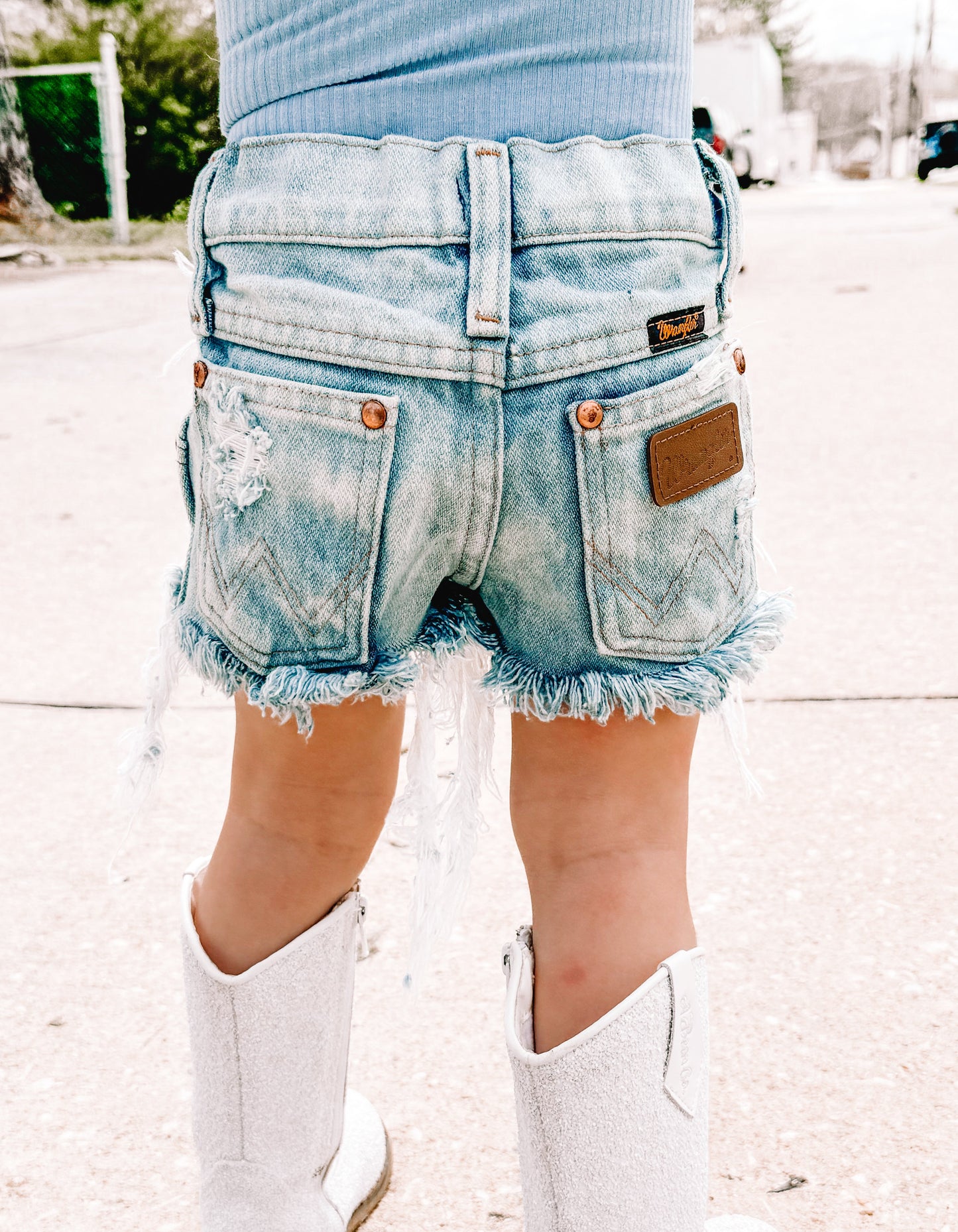 Cowboy Cut Bleach Wash Wrangler Shorts (Boys & Girls)