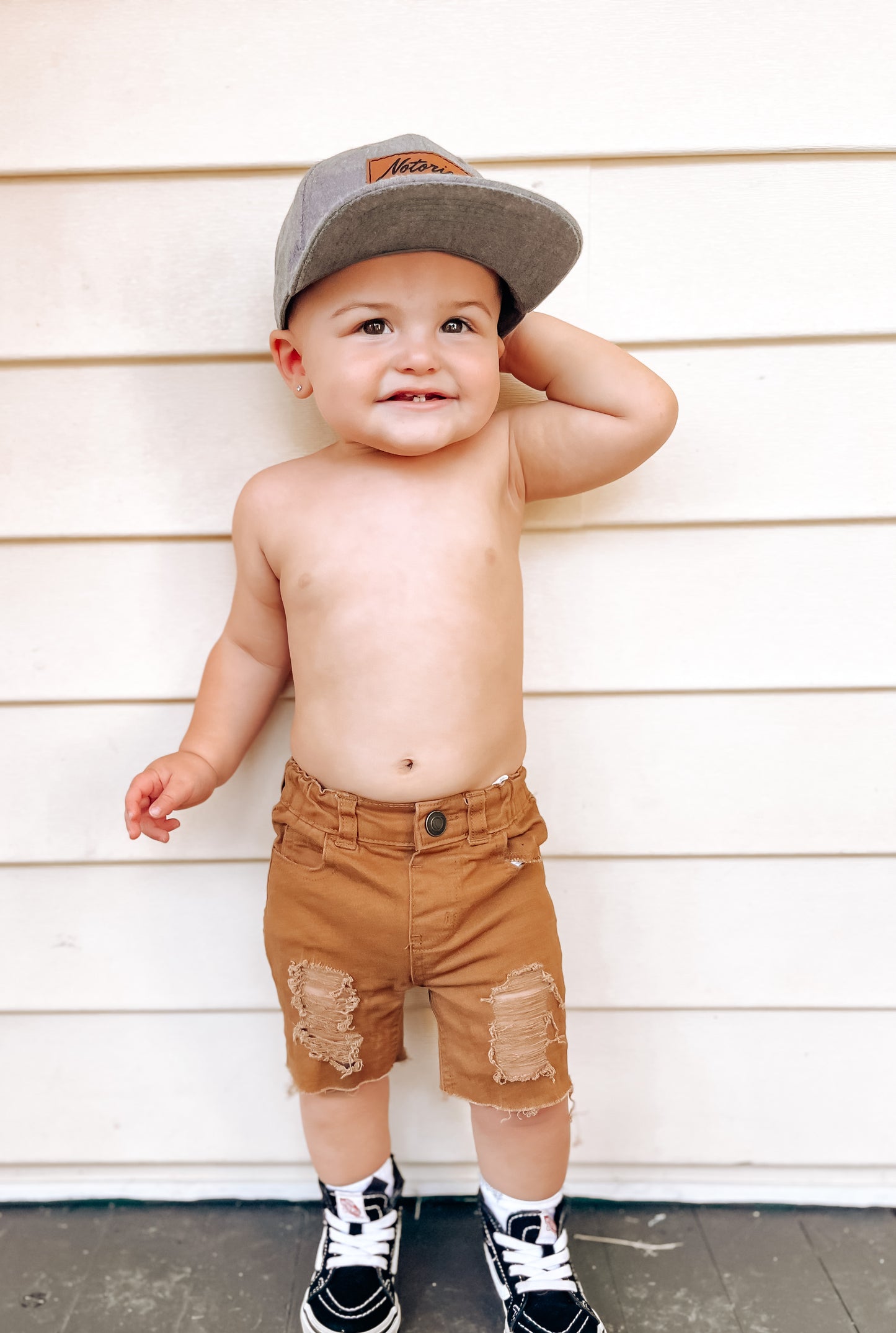 Tuck’s Khaki Shorts (Boys & Girls)